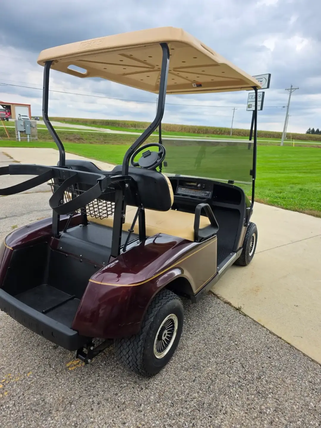 2003 E-Z-GO TXT photo 2