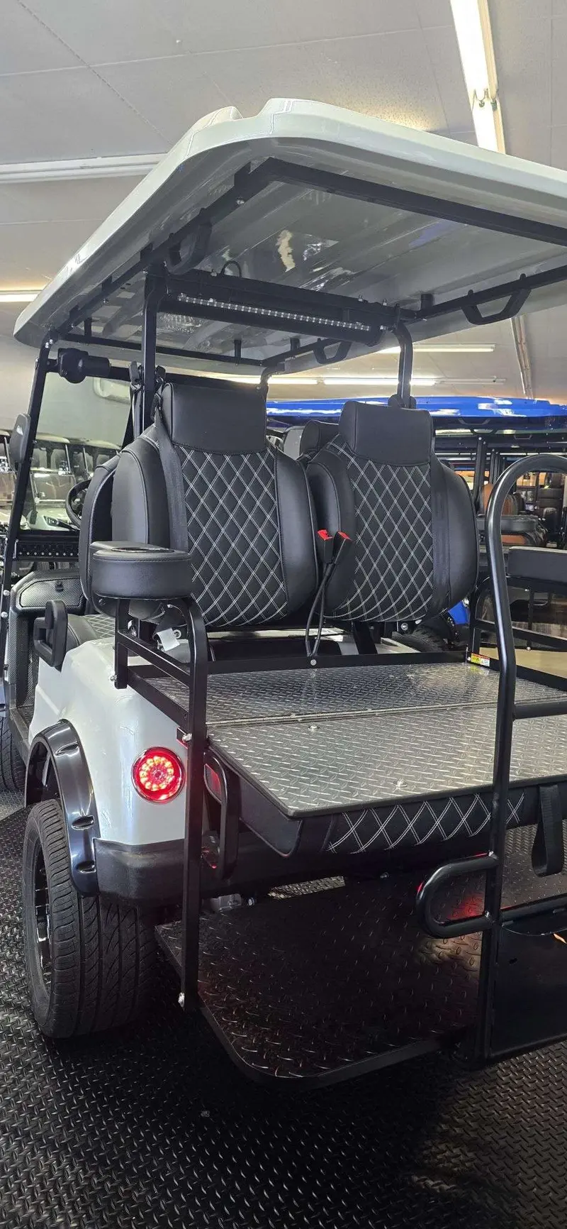2025 Epic Carts E40L photo 8