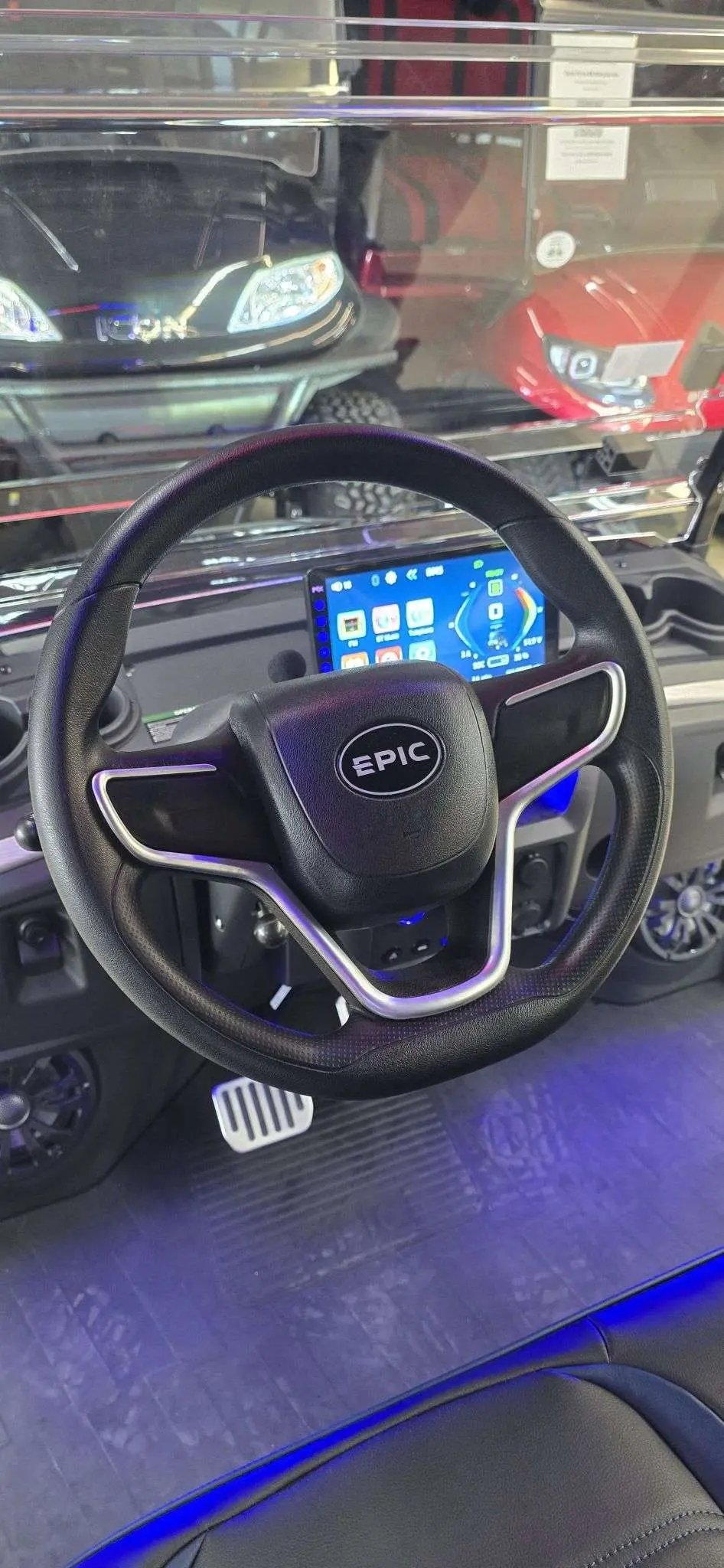 2025 Epic Carts E40FX photo 4