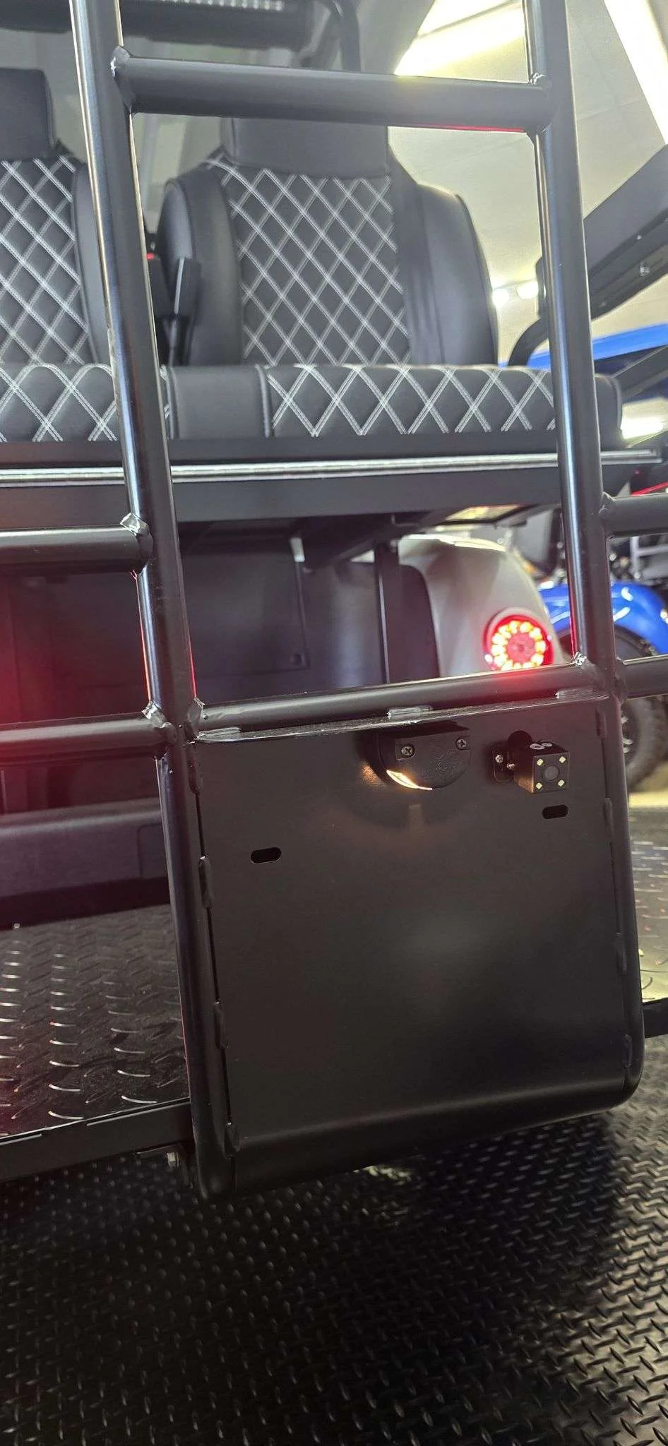 2025 Epic Carts E40L photo 10