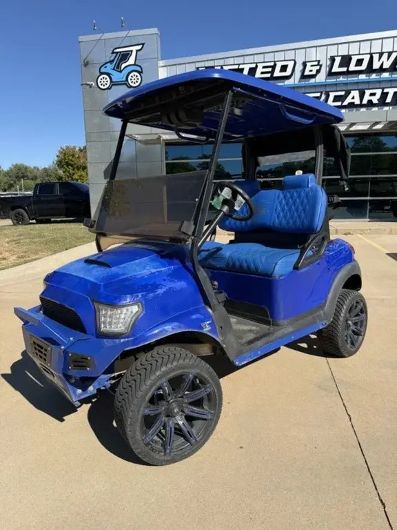 2015 Club Car Precedent photo 1