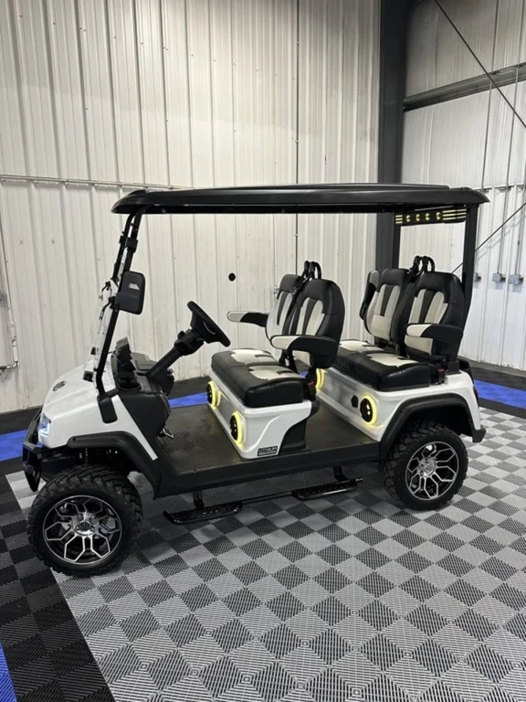 2027 Evolution EV Maverick 4 PLUS photo 2