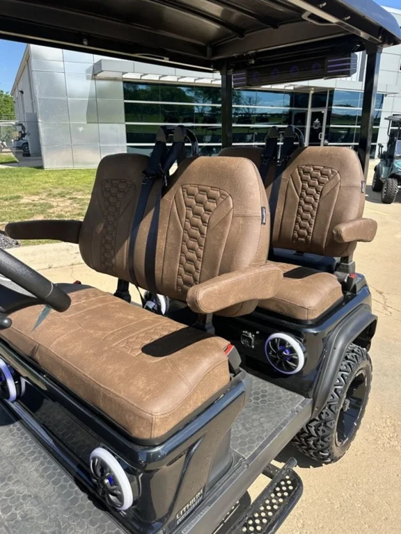 2027 Evolution D5 Maverick photo 4