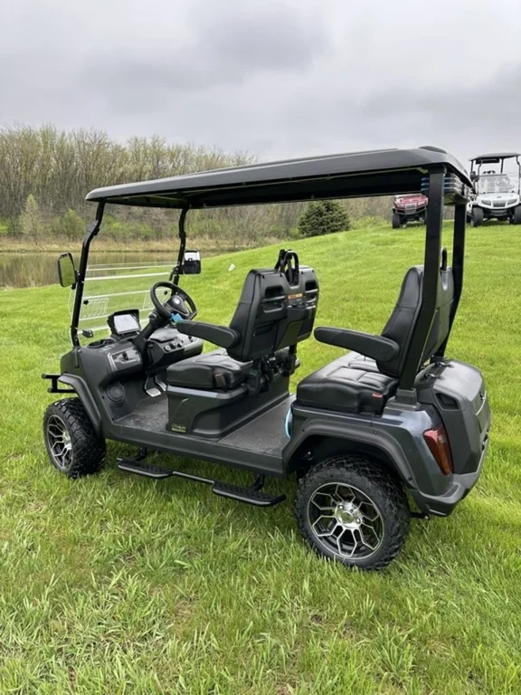 2027 Evolution D5 Maverick photo 4