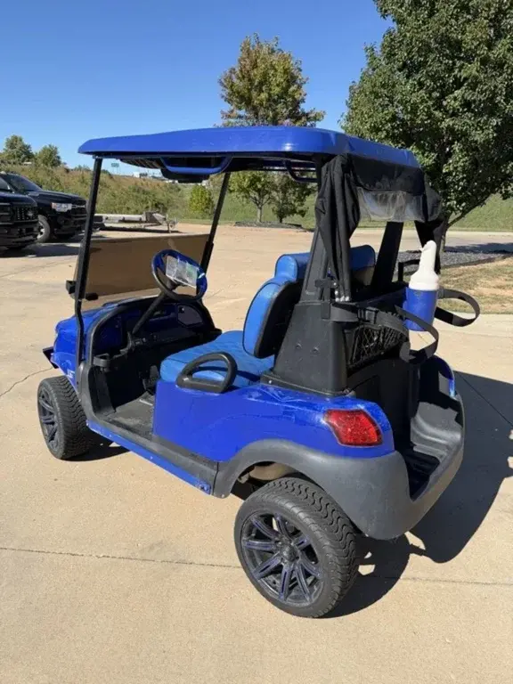 2015 Club Car Precedent photo 2