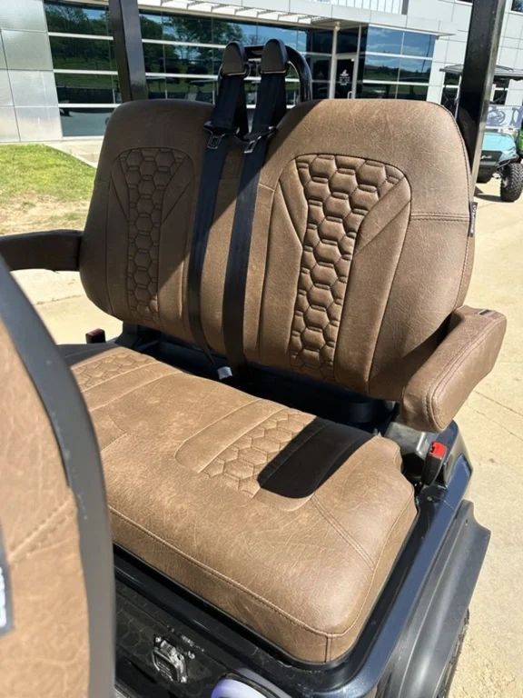 2027 Evolution D5 Maverick photo 8