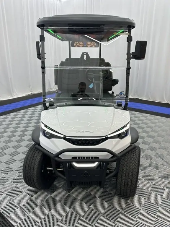 2027 DACH Apollo photo 9