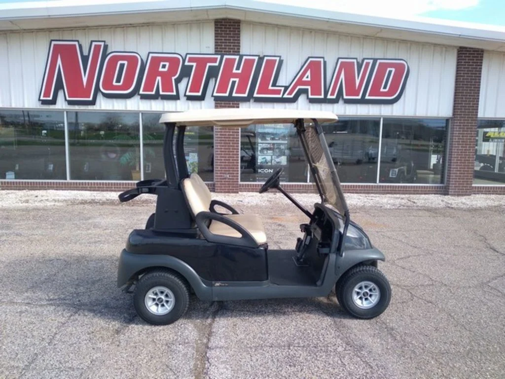 2004 Club Car Golf Cart photo 7