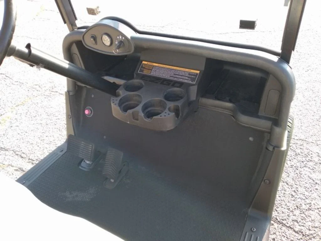 2008 E-Z-GO RXV photo 7