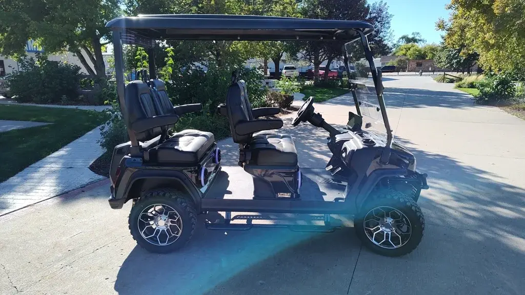 2027 Evolution D5 Maverick photo 6