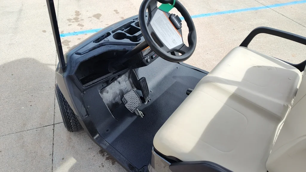 2021 Yamaha QuieTech Golf Car photo 11