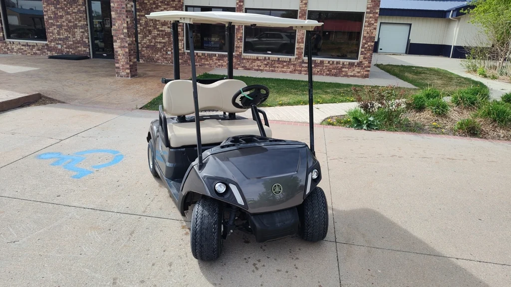 2021 Yamaha QuieTech Golf Car photo 8