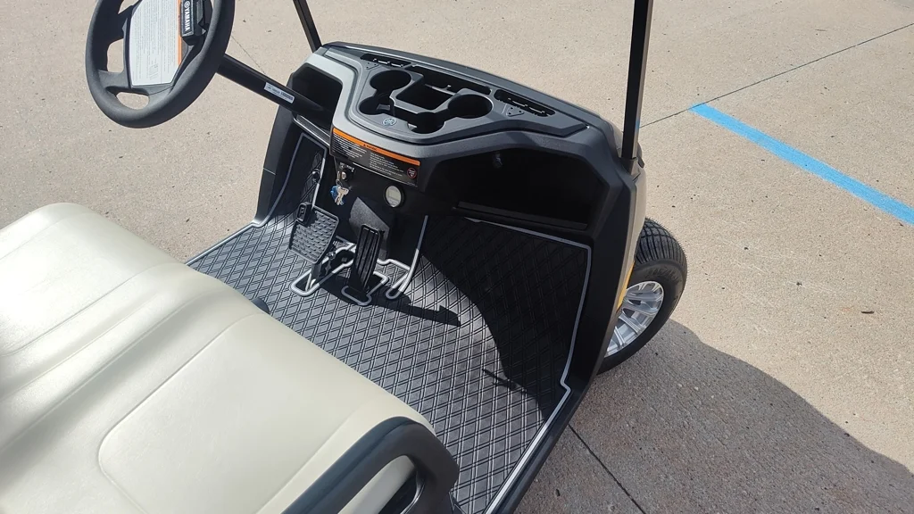 2027 Yamaha Quietech PTV Golf Car photo 10