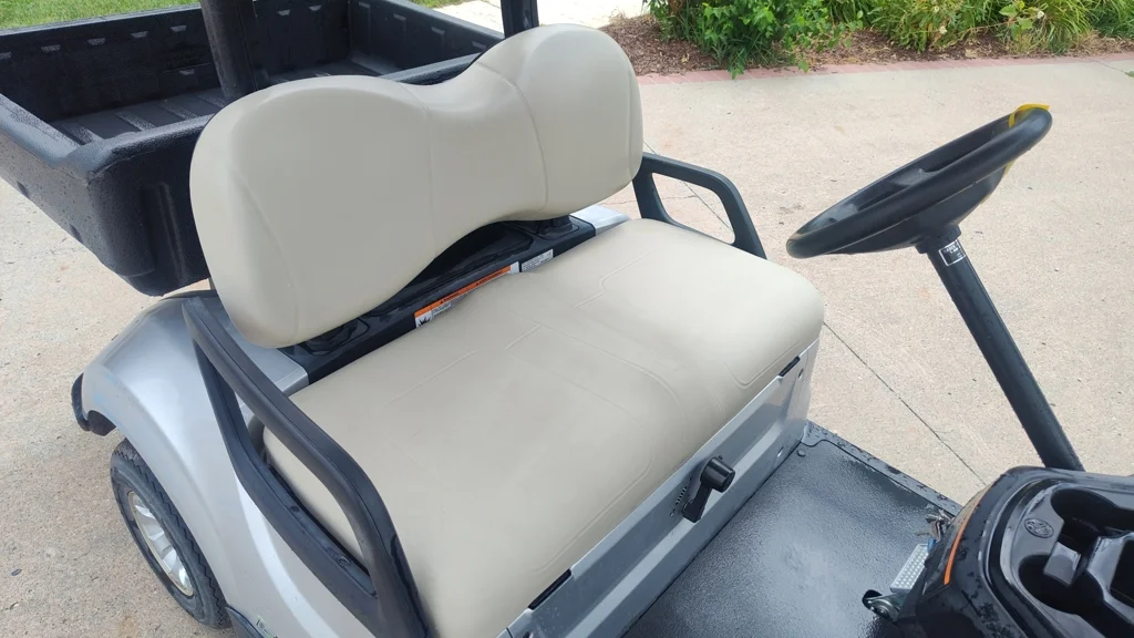 2018 Yamaha QuieTech Utility Golf Car photo 9