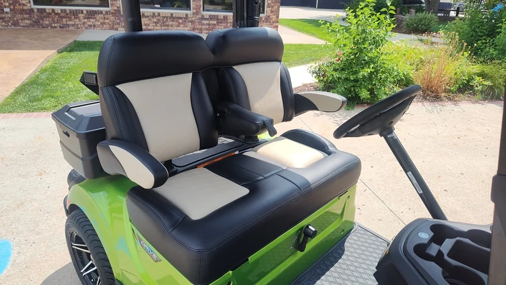 2026 Yamaha Quietech PTV Golf Car photo 9