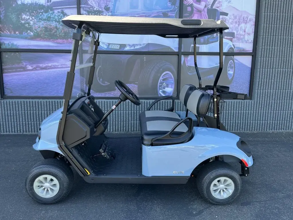 2024 E-Z-GO Express photo 1