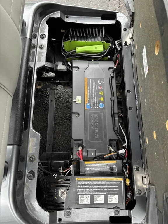 2020 E-Z-GO RXV ELiTE Lithium photo 5