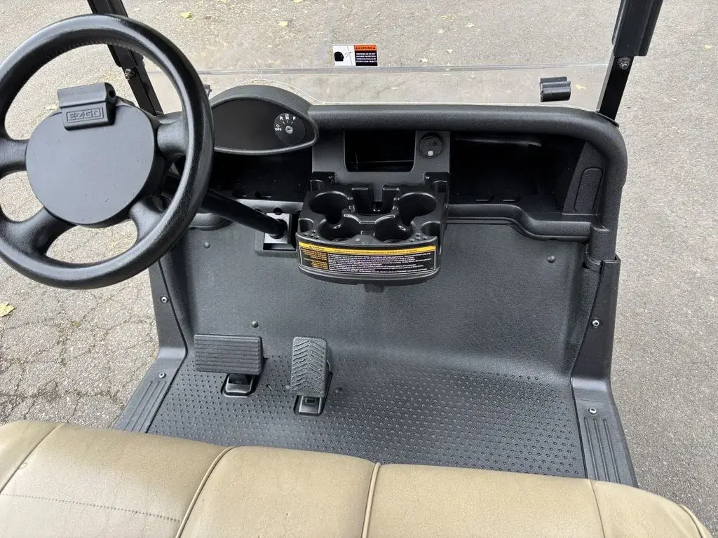2020 E-Z-GO RXV ELiTE Lithium photo 4
