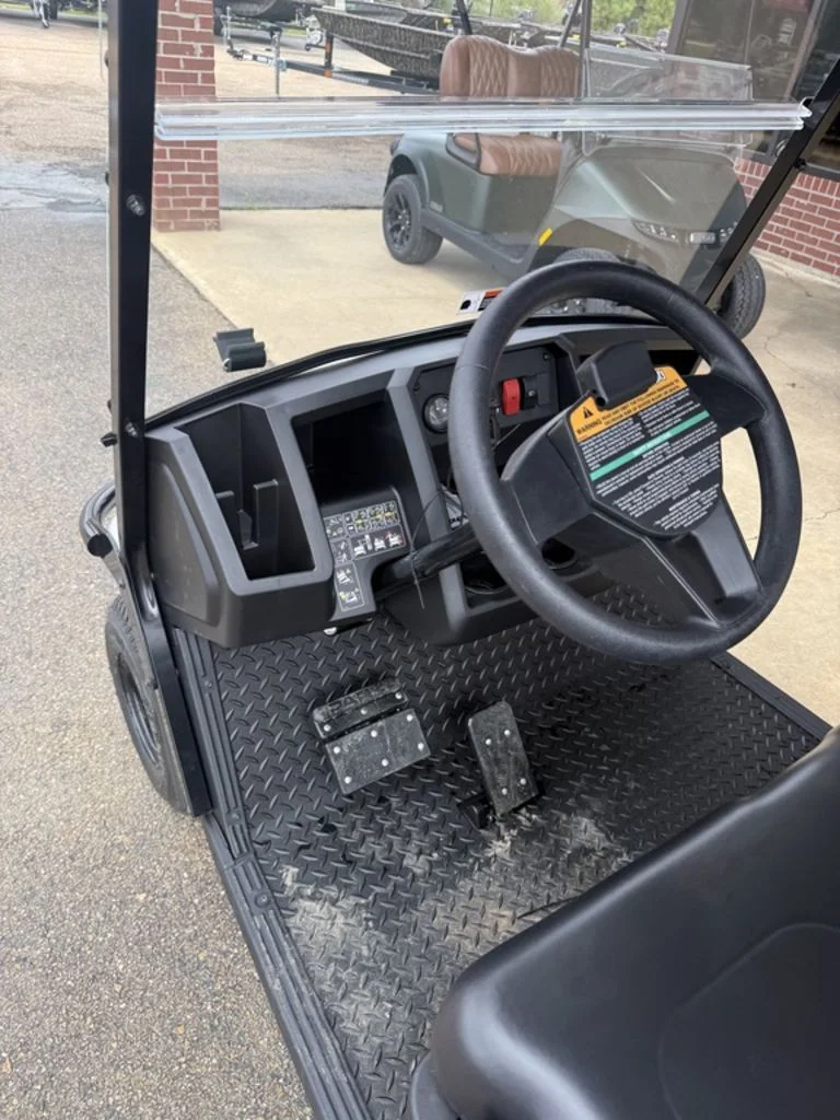 2027 Cushman Hauler 800 photo 13