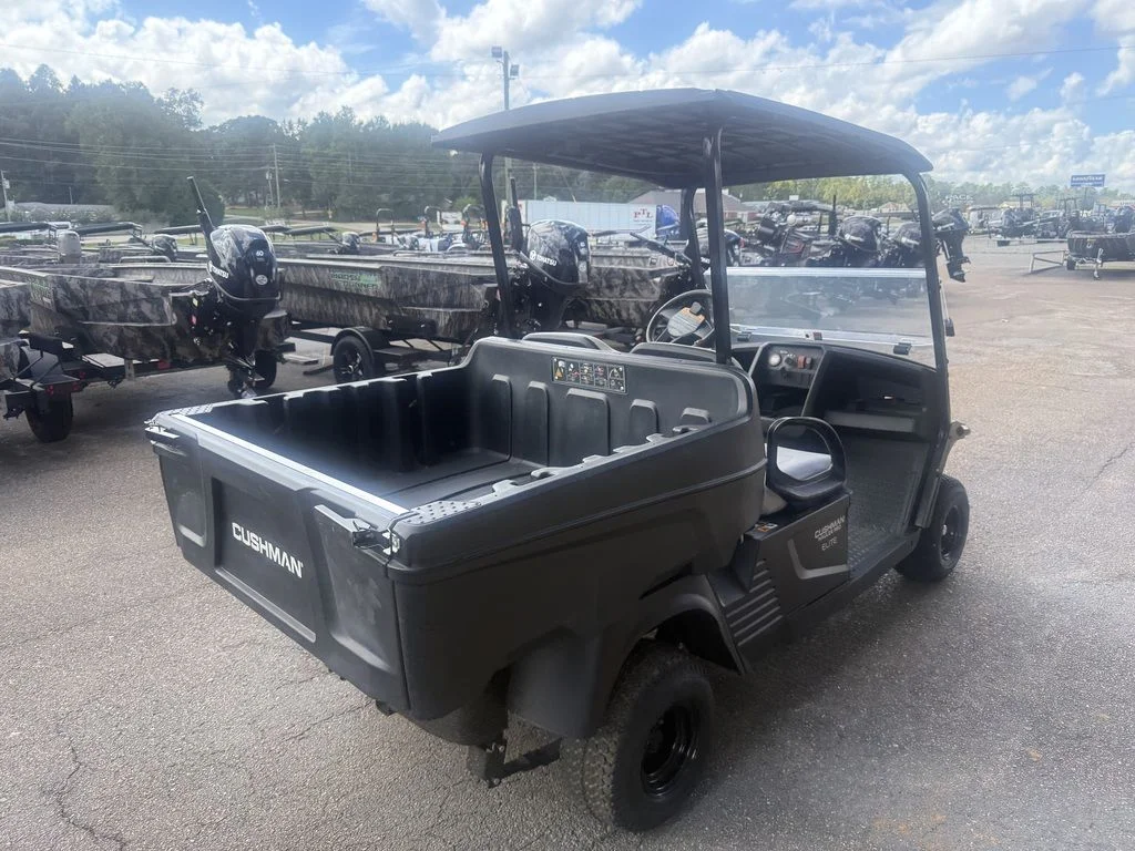 2026 Cushman Hauler PRO photo 8