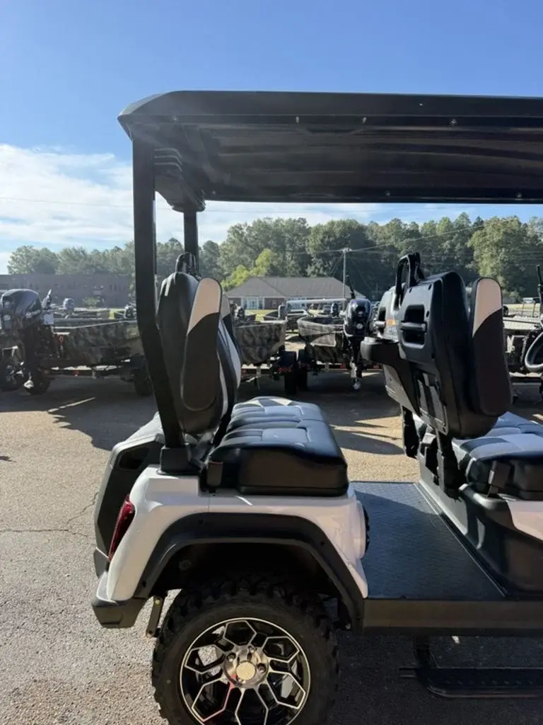 2026 Evolution D5 Maverick photo 6
