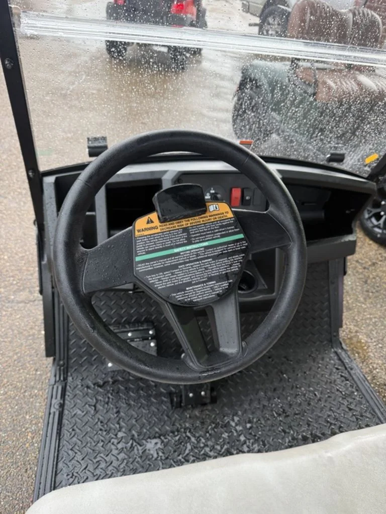 2027 Cushman Hauler 800 photo 12