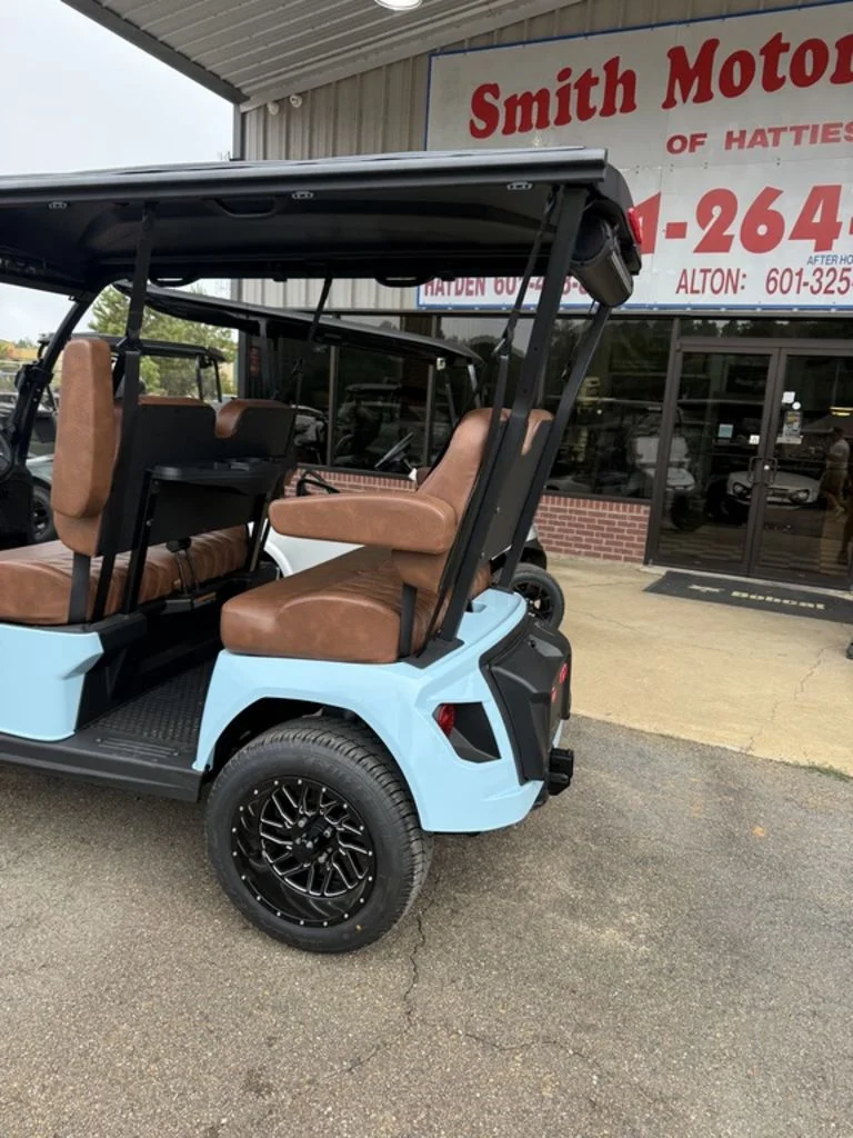 2027 E-Z-GO Liberty photo 9