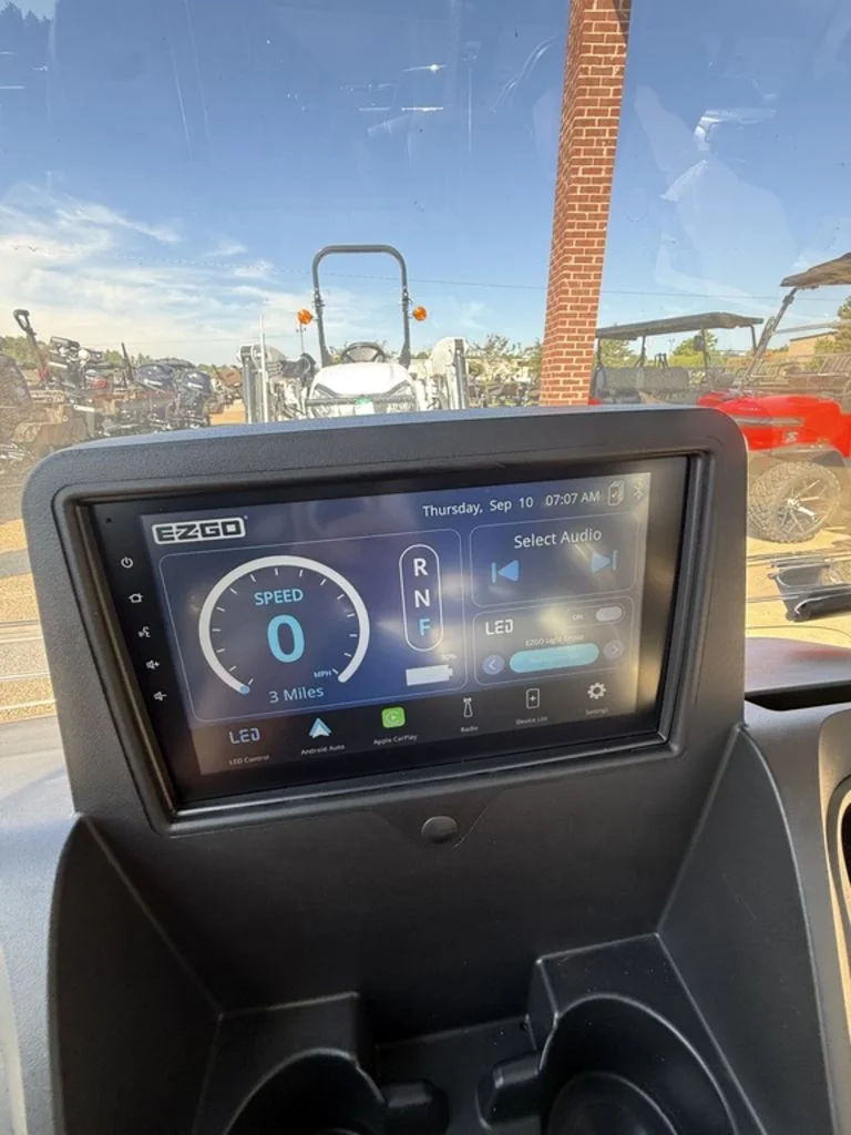 2027 E-Z-GO RXV photo 15