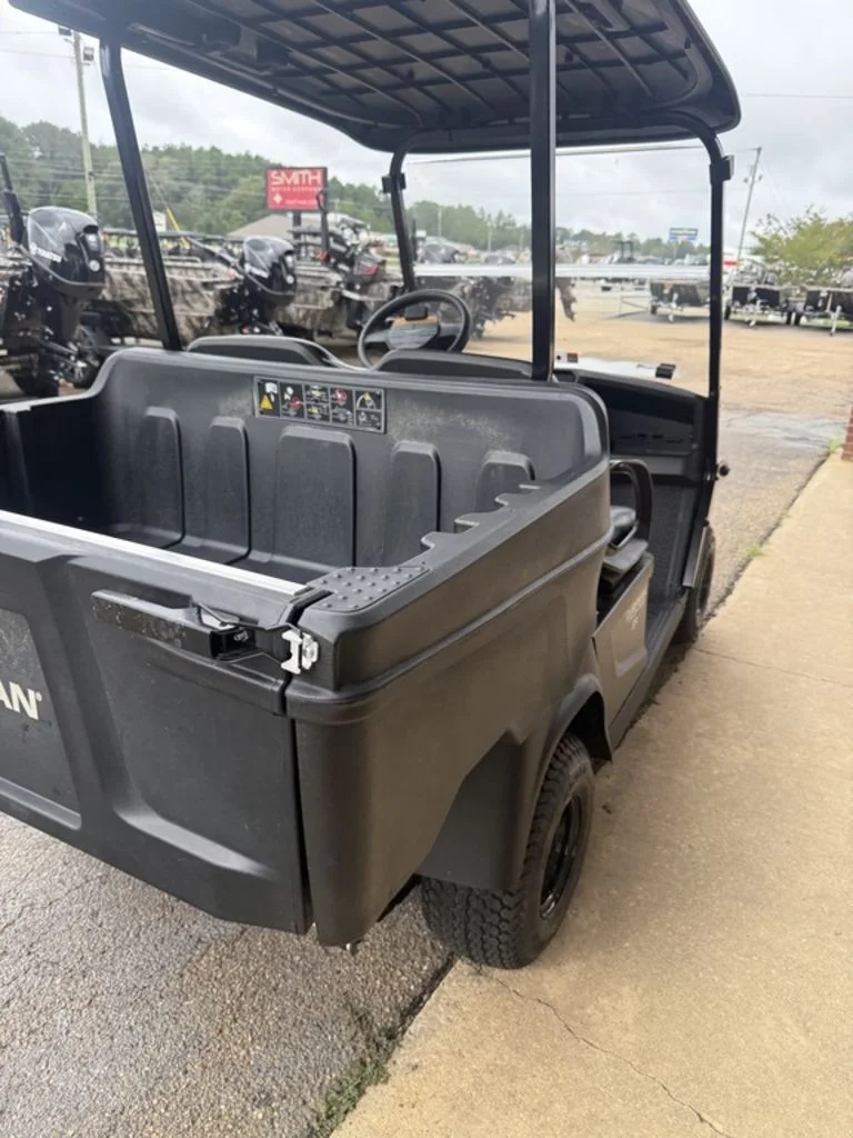 2027 Cushman Hauler 800 photo 9