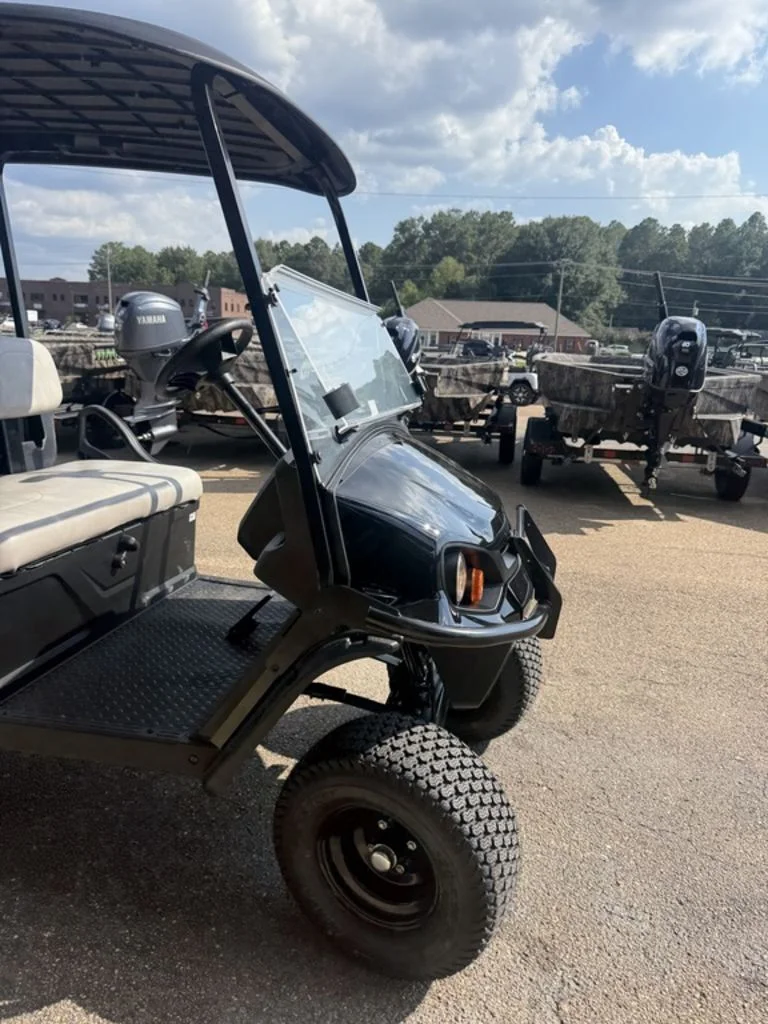 2027 Cushman Hauler photo 6