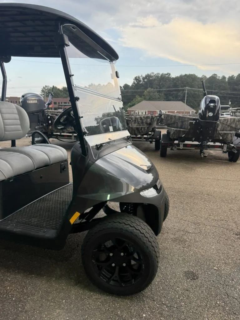 2027 E-Z-GO RXV photo 6