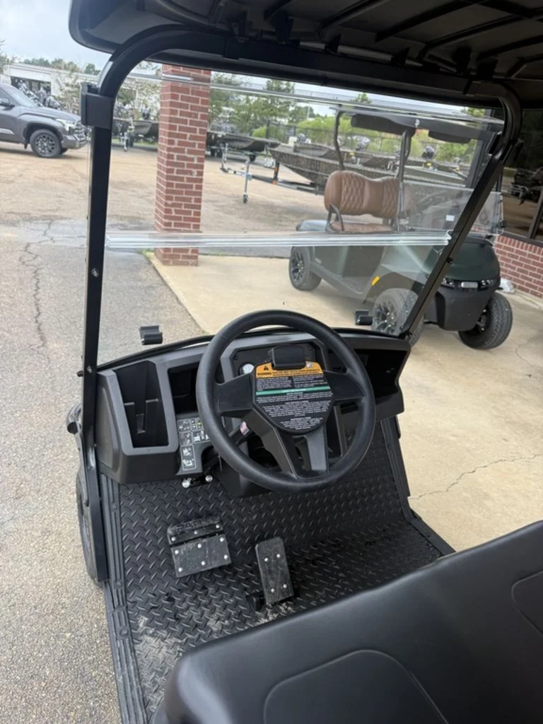 2027 Cushman Hauler 800 photo 16