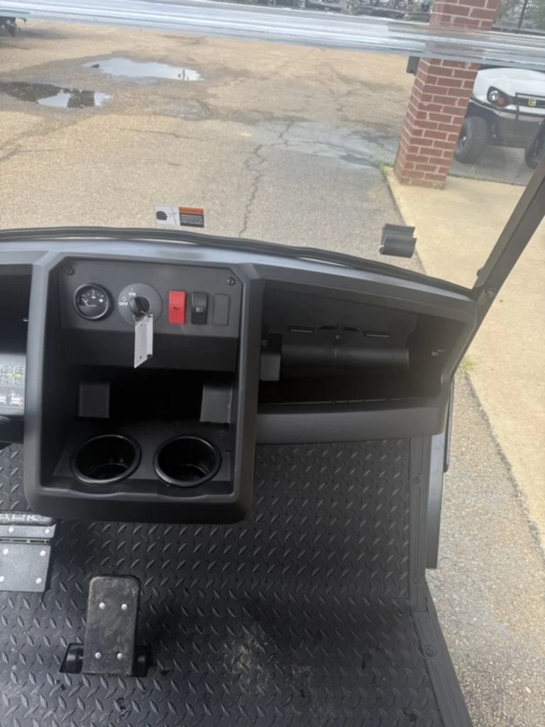 2027 Cushman Hauler 1200 photo 11