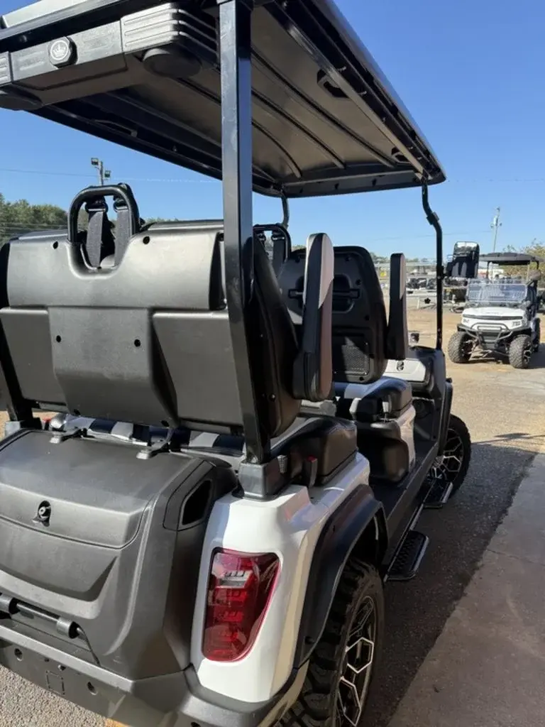 2026 Evolution D5 Maverick photo 7