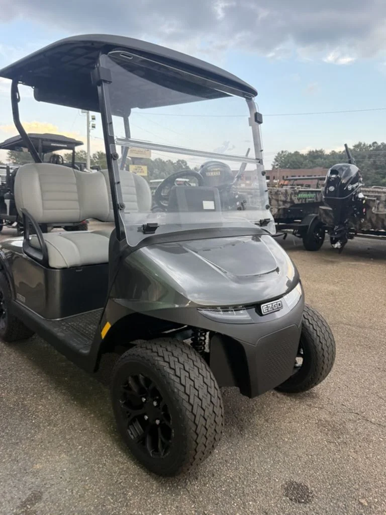 2027 E-Z-GO RXV photo 5