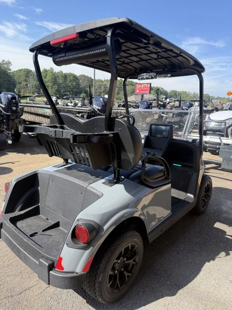 2027 E-Z-GO RXV photo 7