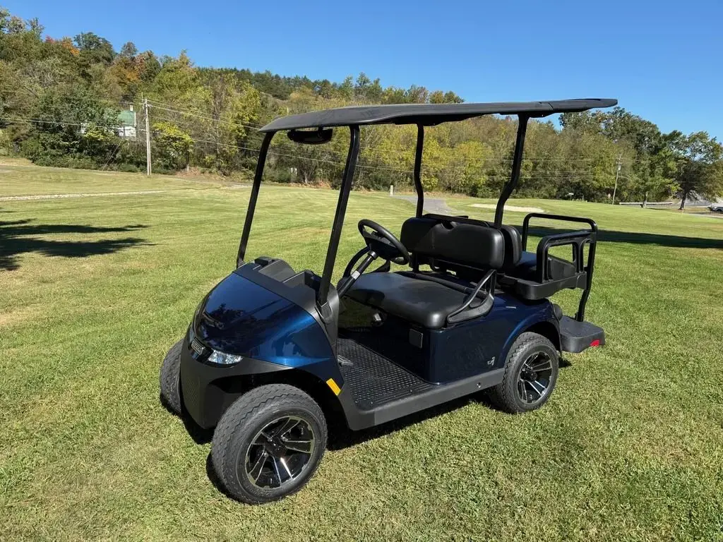 2026 E-Z-GO Freedom EX1 Gas photo 1