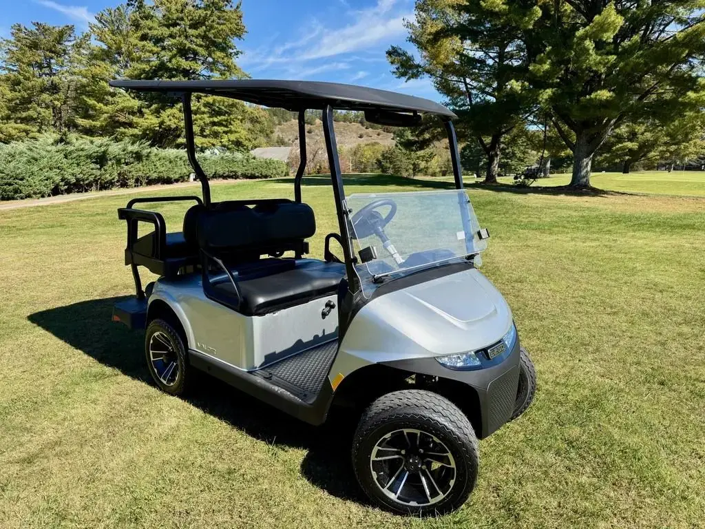 2026 E-Z-GO RXV 4 Valor S + EX1 Sport Platinum photo 1