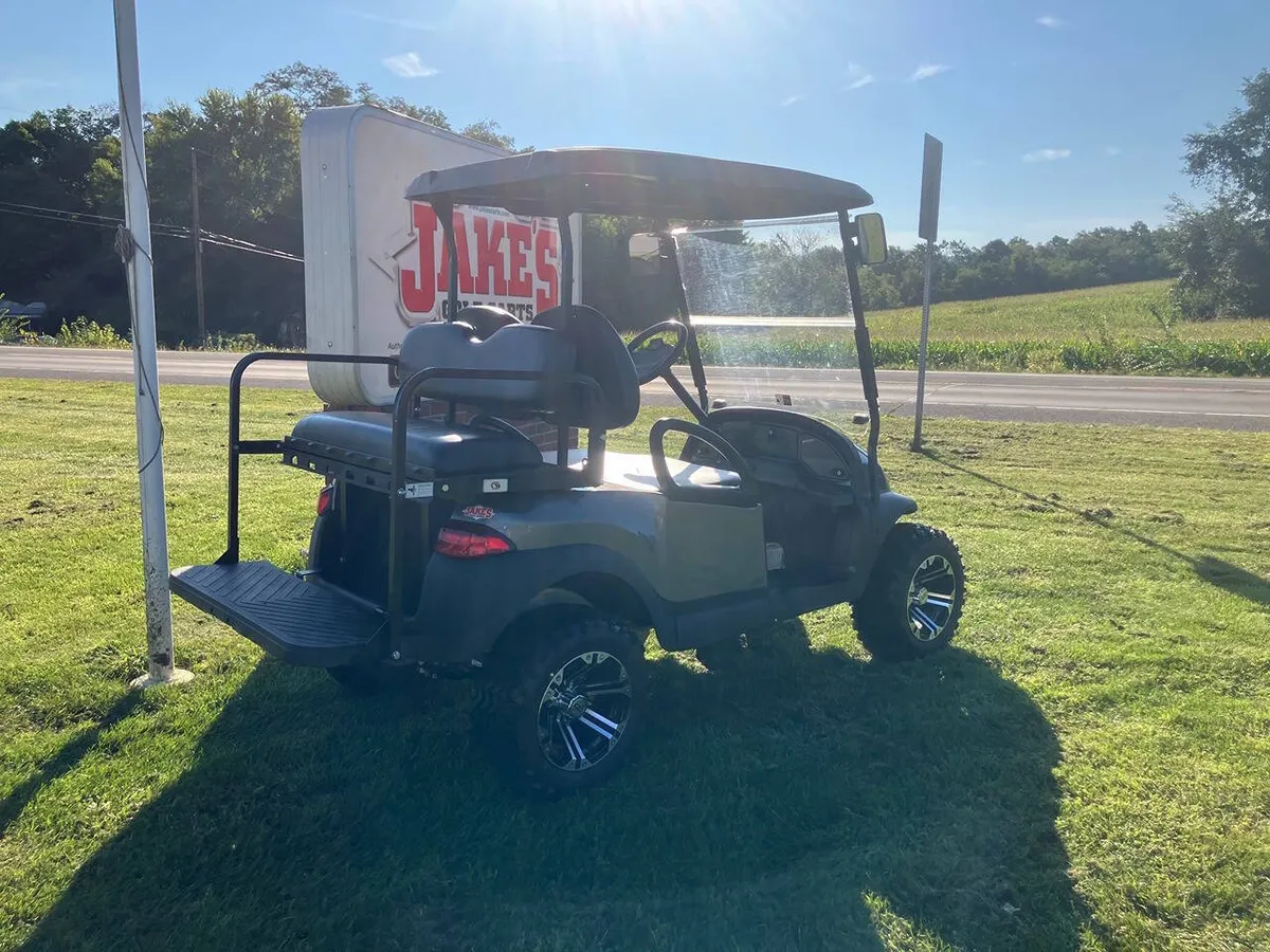 2018 Club Car Precedent photo 3