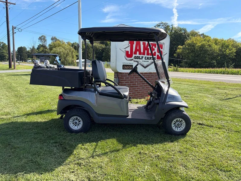 2017 Club Car Precedent photo 2