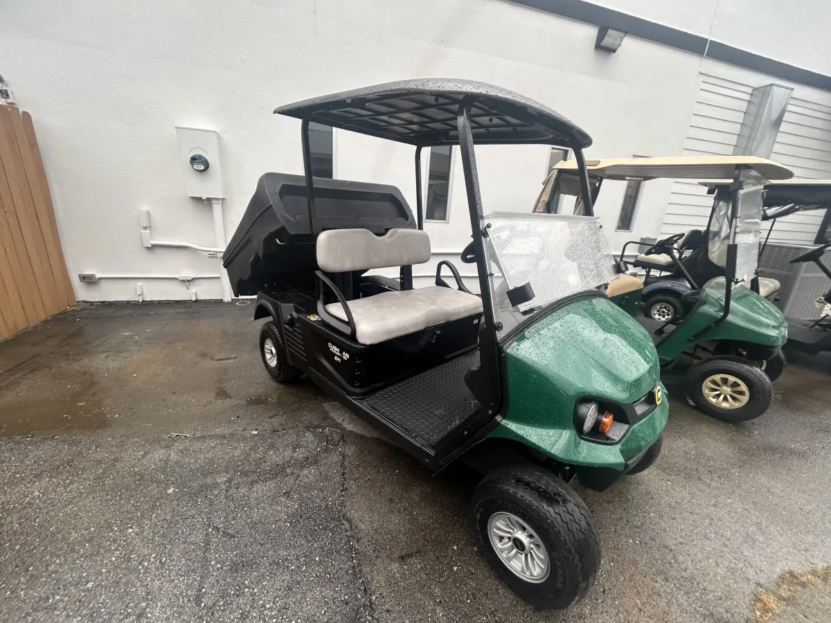 2025 E-Z-GO Hauler- Green photo 2