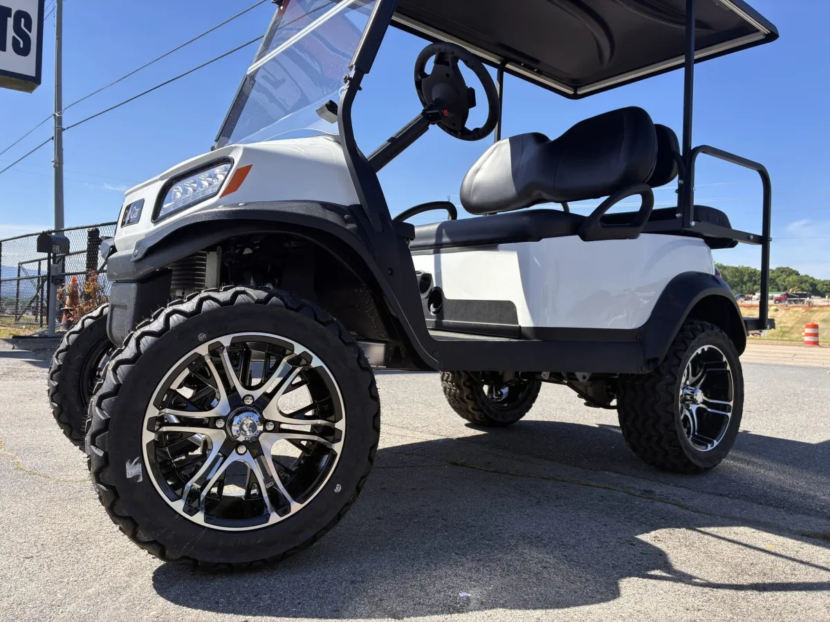 2027 Club Car Tempo photo 8