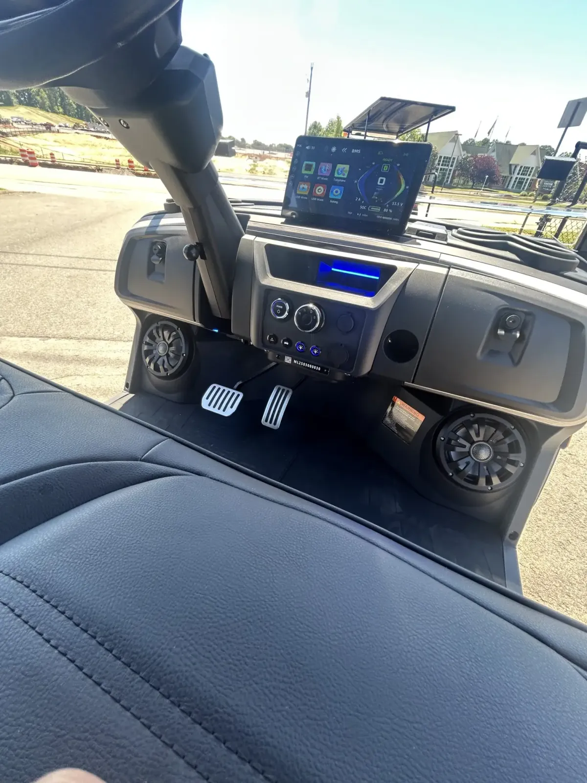 2026 Epic Carts E40FX photo 7