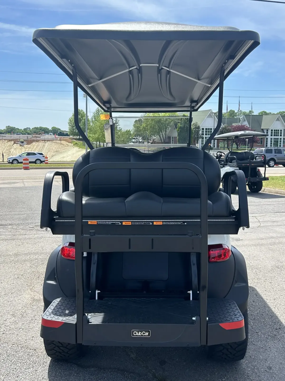 2027 Club Car Onward 6 Passenger photo 6
