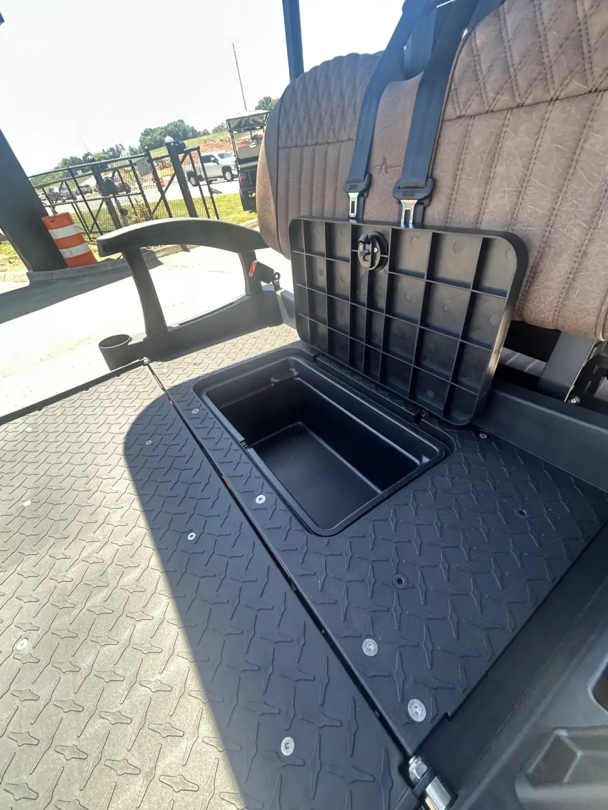 Atlas Passenger White Golf Cart photo 7