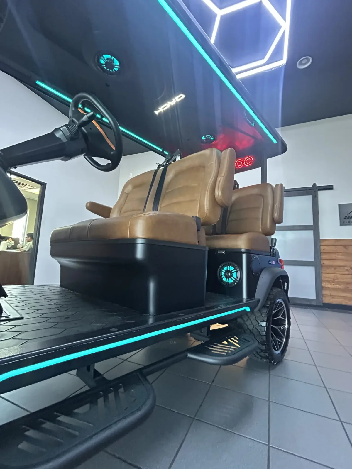 2026 DACH Apollo photo 2