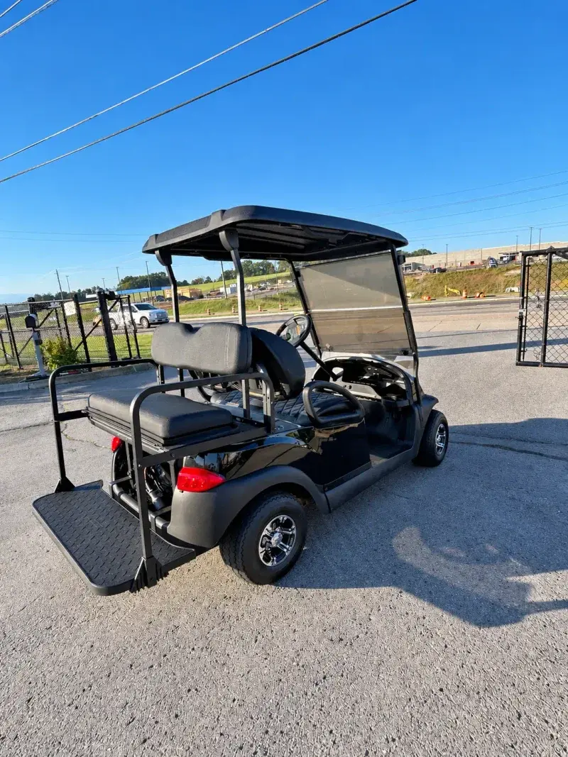 2017 Club Car Precedent photo 3