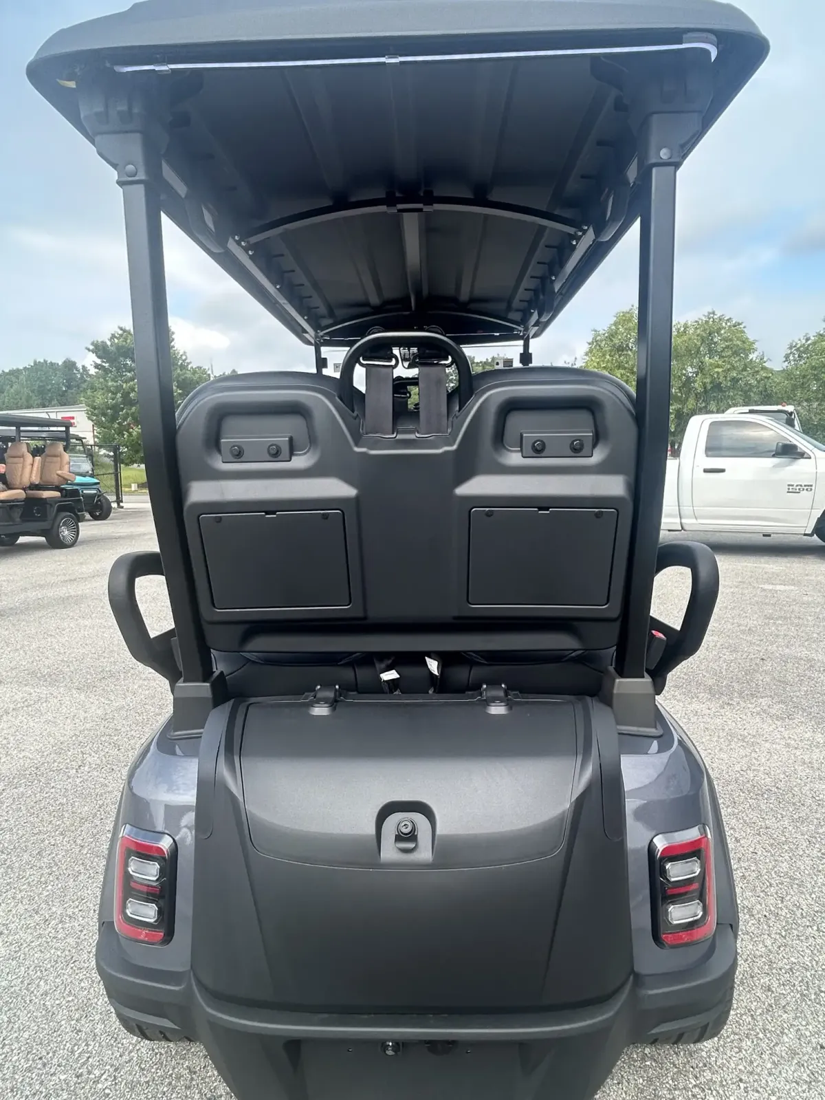 2026 Epic Carts E40FX photo 12