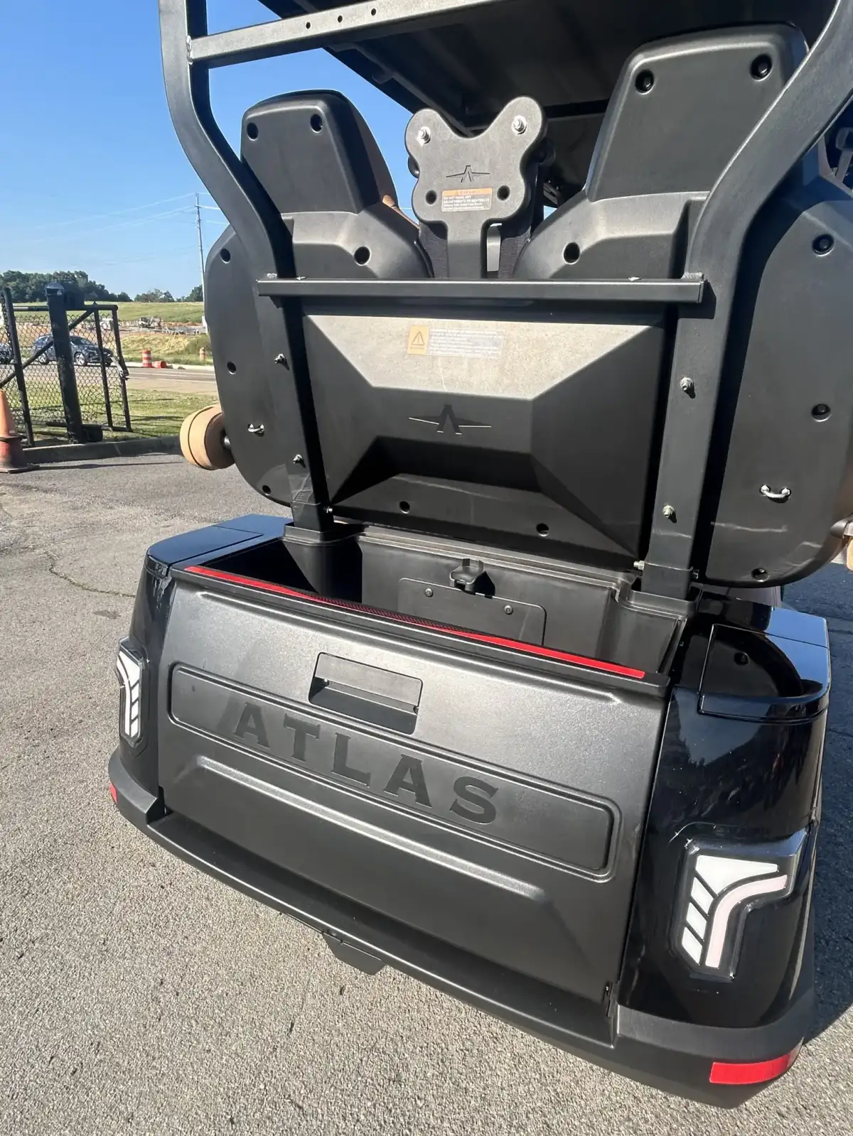 2026 Atlas One Black photo 11