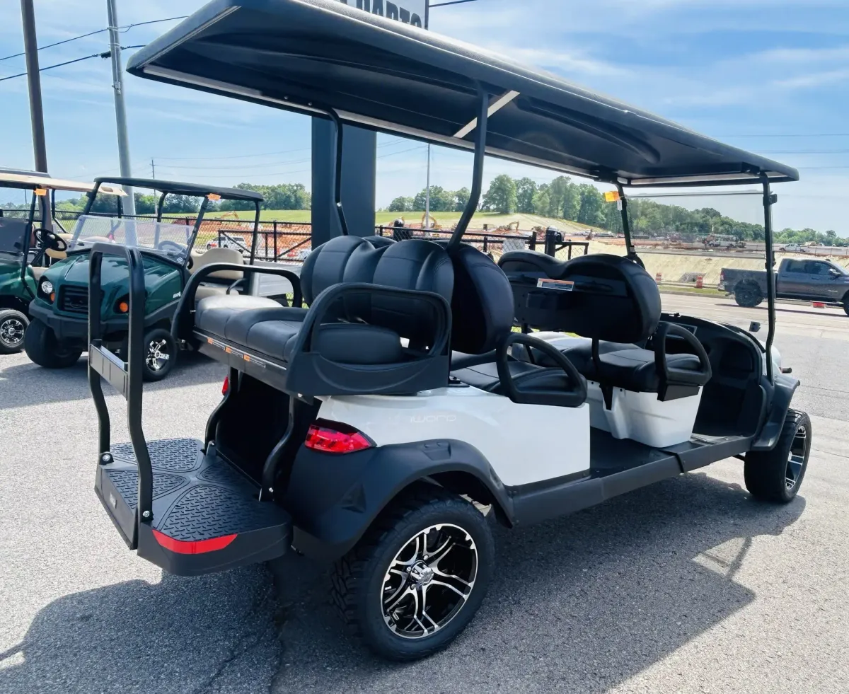 2027 Club Car Onward 6 Passenger photo 4
